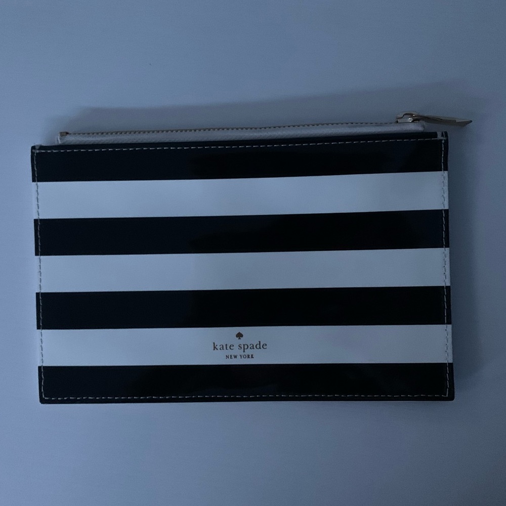 KATE SPADE POUCH